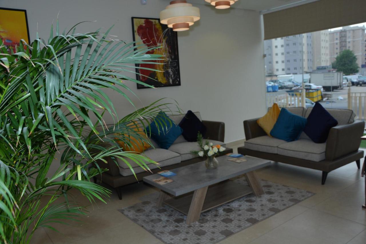 Auberge de jeunesse The Lofts Kuwait Fintas à Koweït Extérieur photo